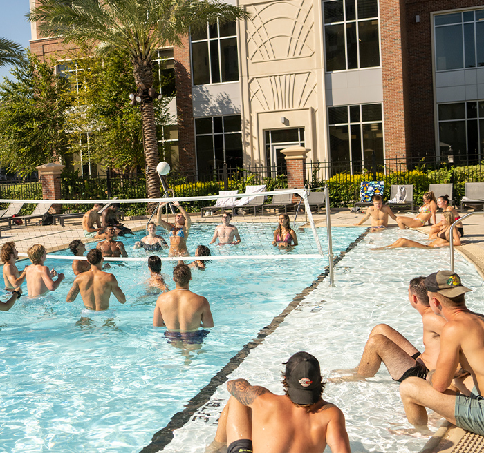 Campus Pool